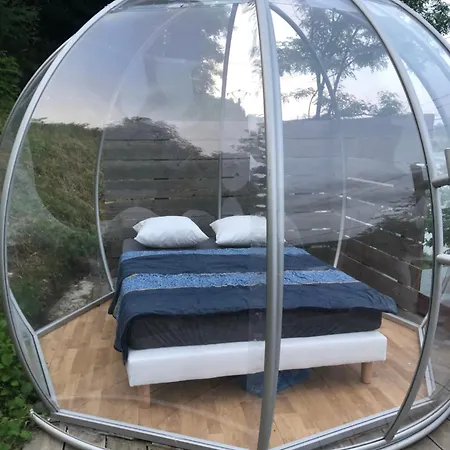 Et Bulle La Tete Dans Les Etoiles 木屋 Audelange